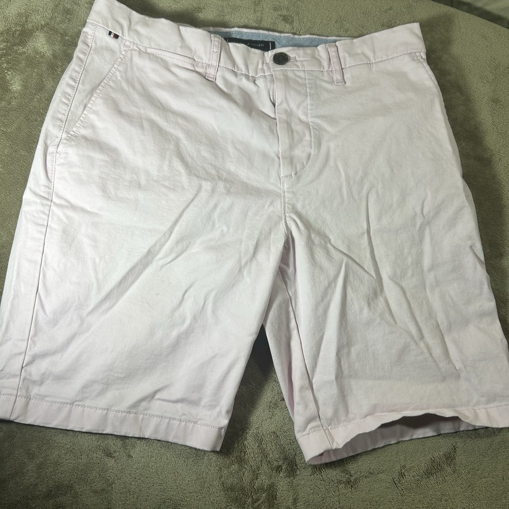 Tommy Hilfiger Shorts Mens 30 Pale Pink Chino Flat Front Casual Preppy‎